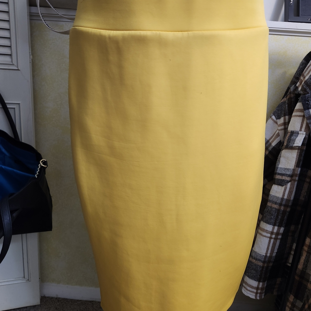 Eloquii Vibrant Yellow Pencil Skirt